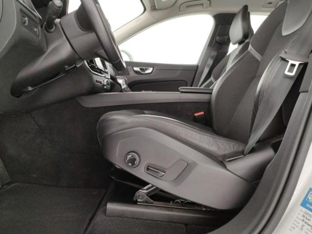 Volvo XC60 usata a Modena (10)