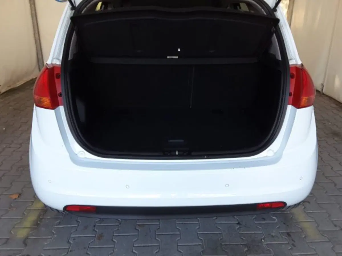 Kia Venga usata a Firenze (12)