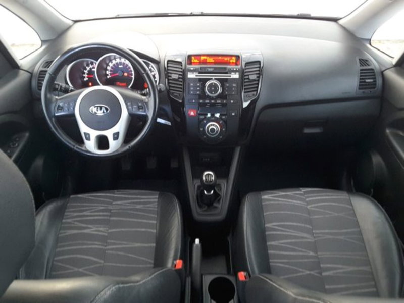 Kia Venga usata a Firenze (7)