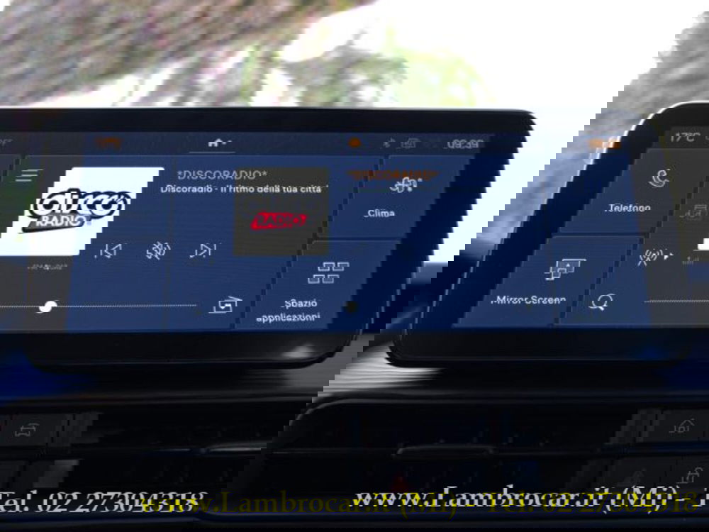 Jeep Avenger nuova a Milano (10)