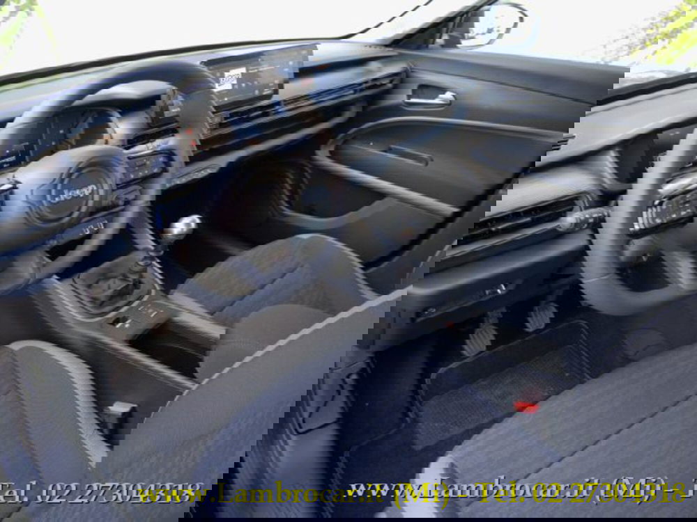 Jeep Avenger nuova a Milano (3)