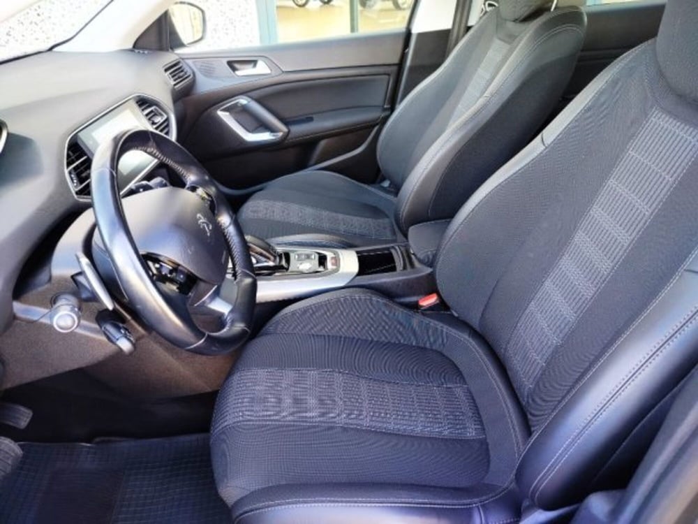 Peugeot 308 usata a Oristano (10)