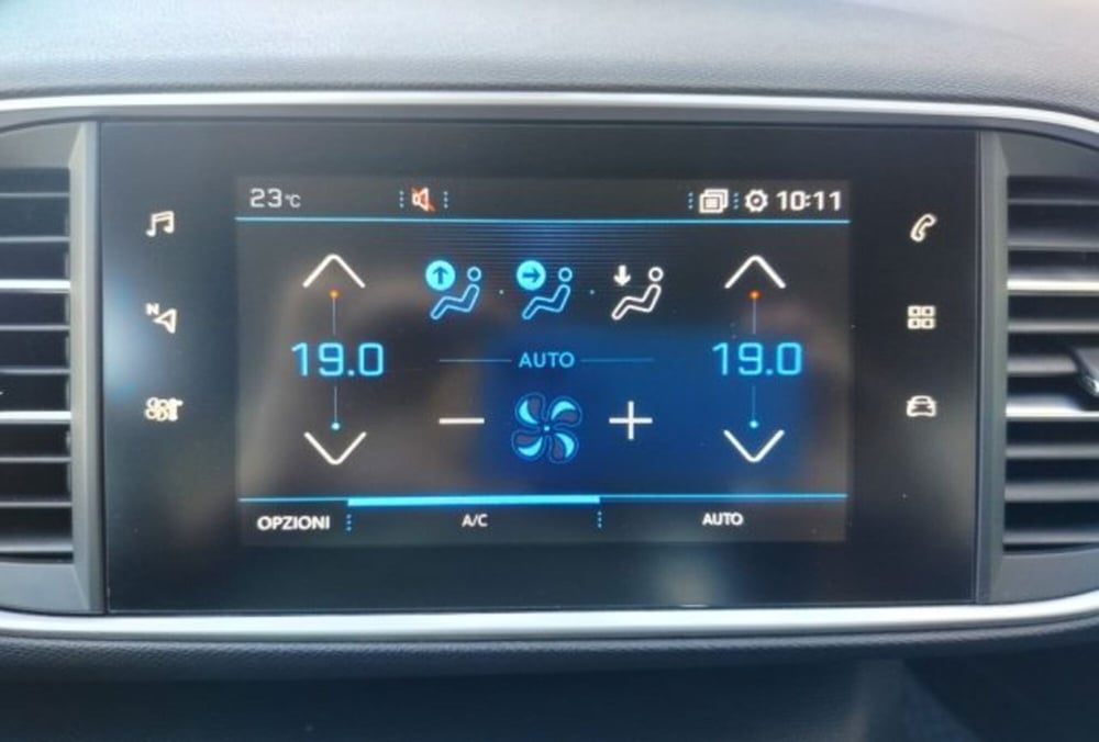 Peugeot 308 usata a Oristano (17)