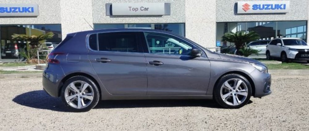 Peugeot 308 usata a Oristano (2)