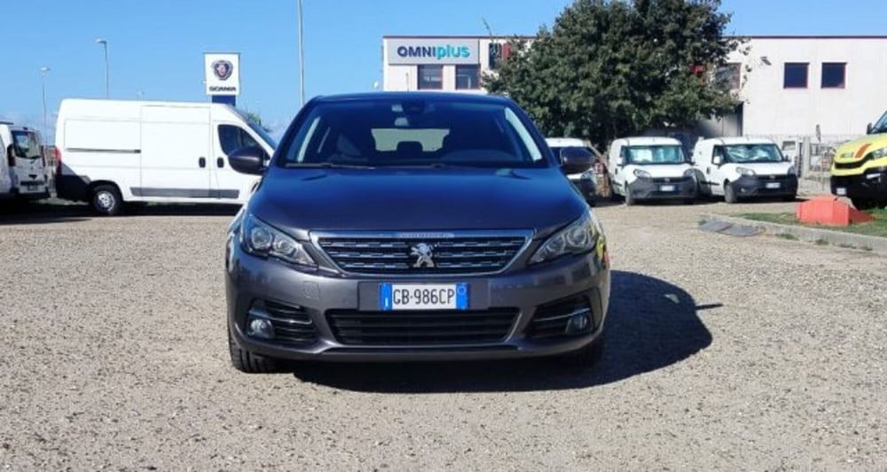 Peugeot 308 usata a Oristano (8)