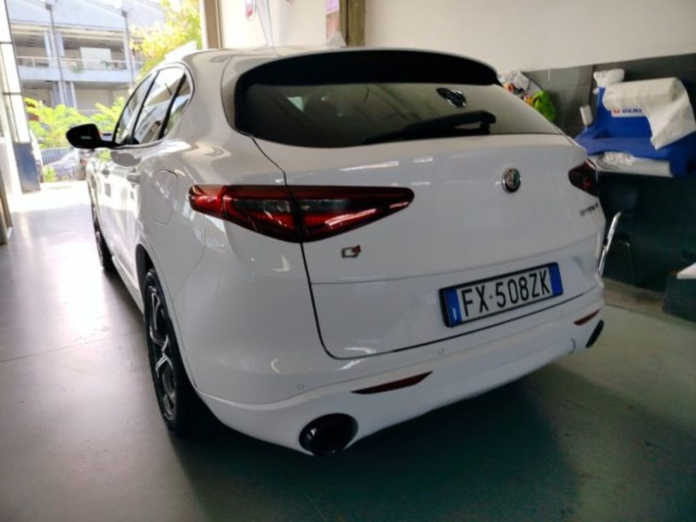 Alfa Romeo Stelvio usata a Forlì-Cesena (9)