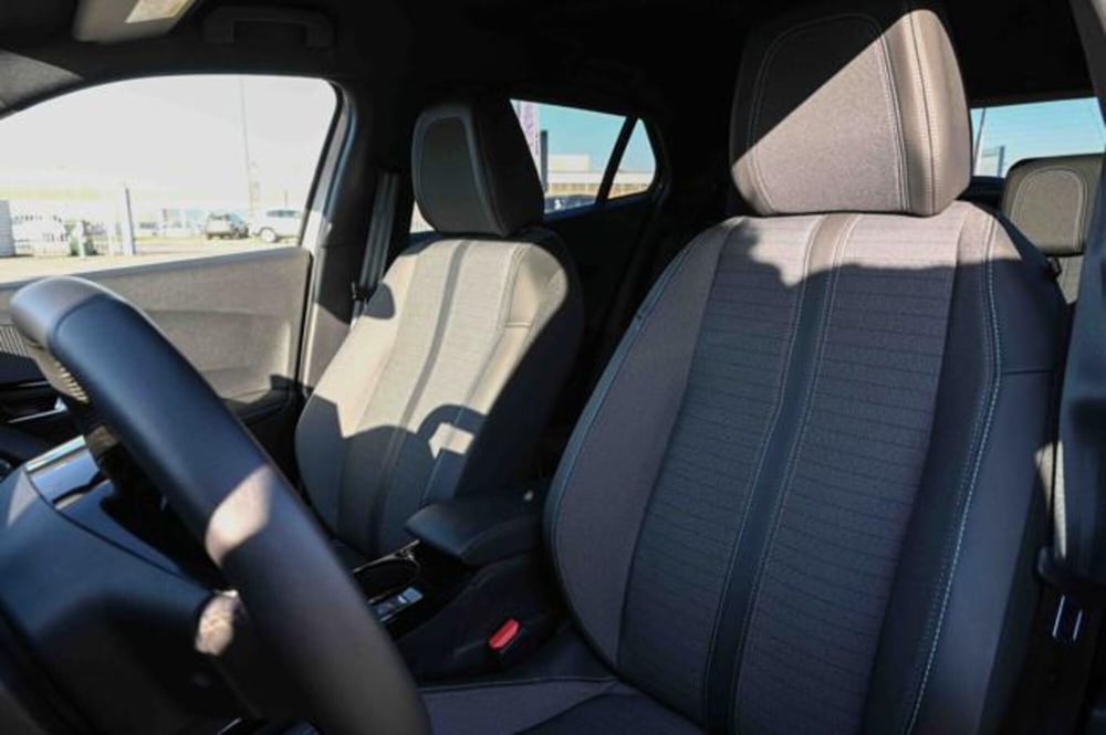 Peugeot 2008 nuova a Torino (14)