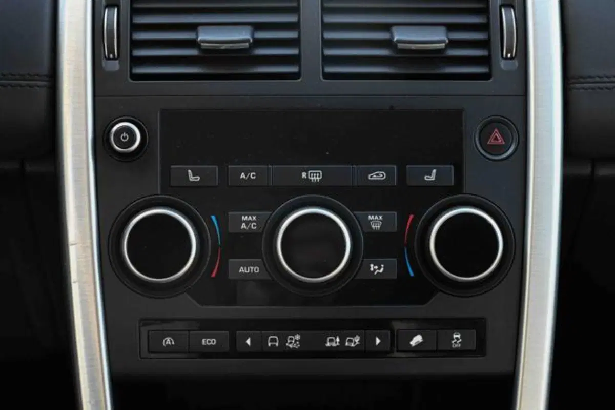 Land Rover Discovery Sport usata a Torino (19)