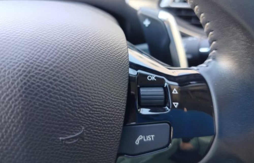 Peugeot 308 usata a Oristano (15)