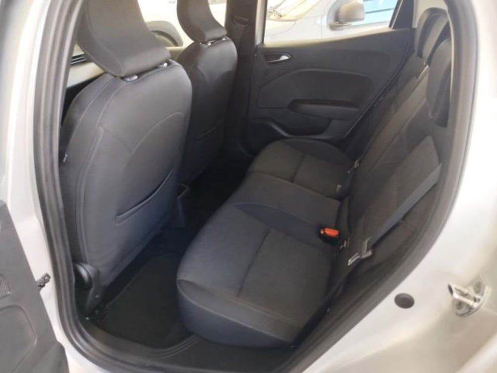Renault Clio usata a Oristano (12)