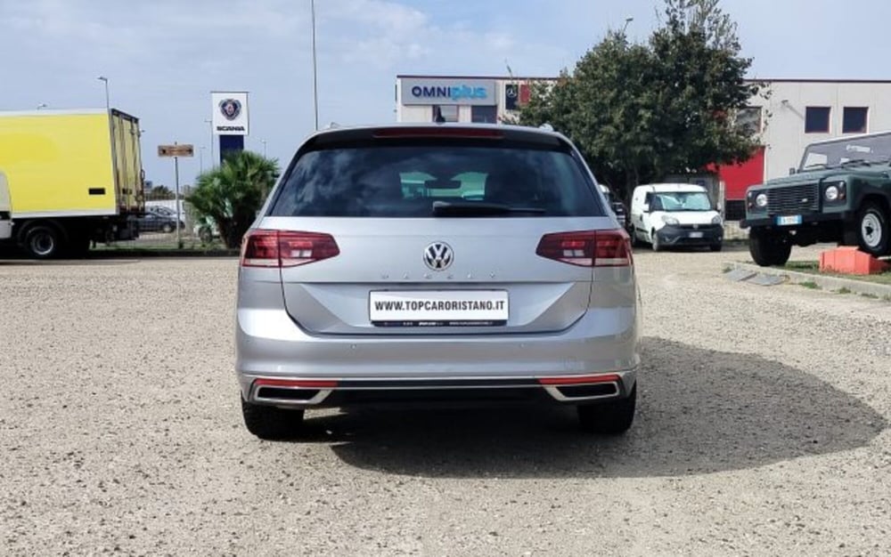 Volkswagen Passat Variant usata a Oristano (4)