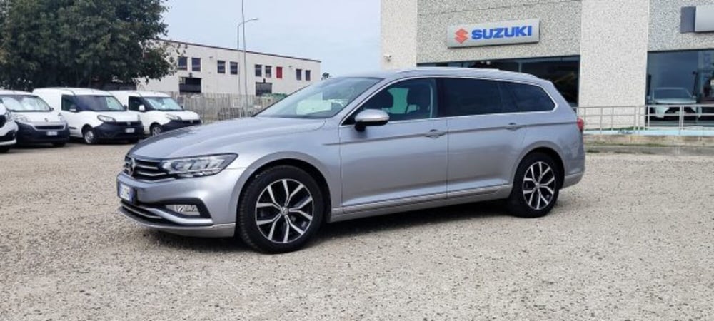 Volkswagen Passat Variant usata a Oristano (7)
