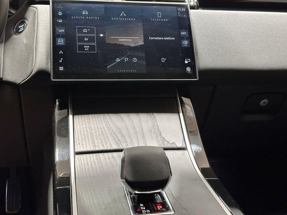 Land Rover Range Rover Velar usata a Varese (12)