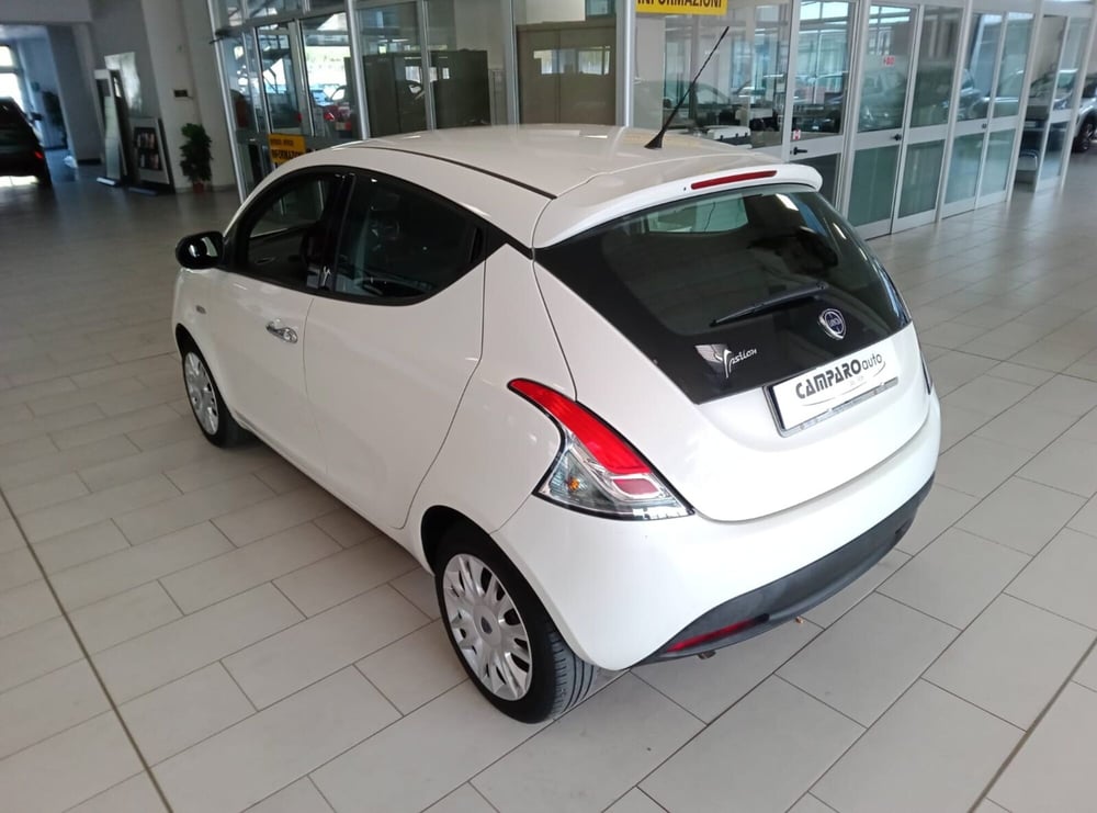 Lancia Ypsilon usata a Alessandria (14)
