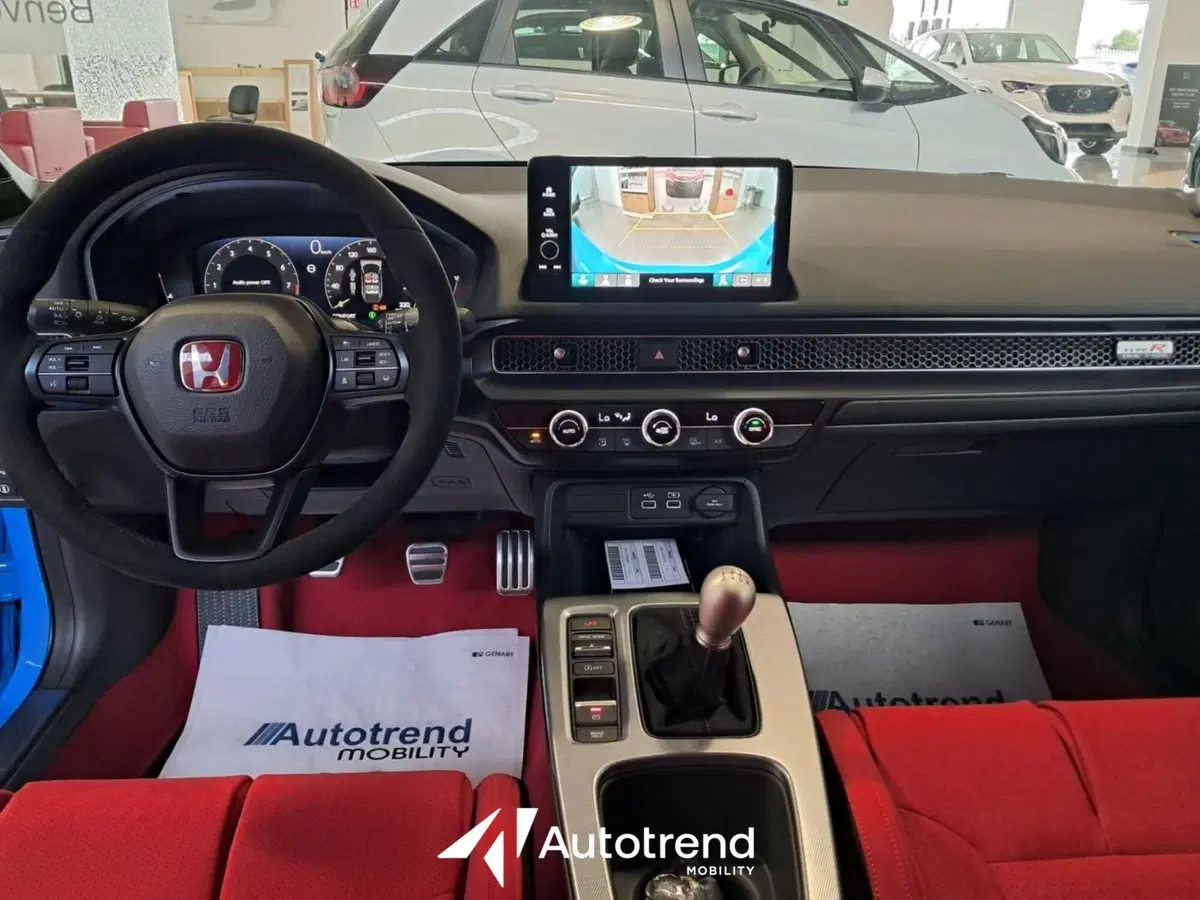 Honda Civic nuova a Bari (9)