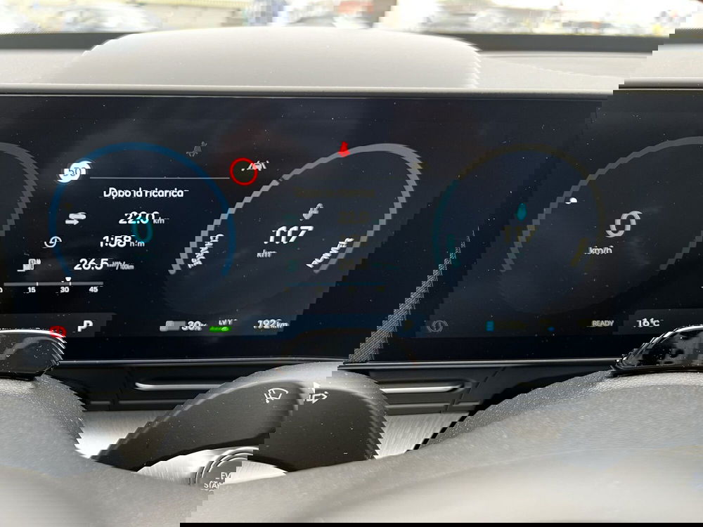 Hyundai Kona nuova a Vercelli (12)