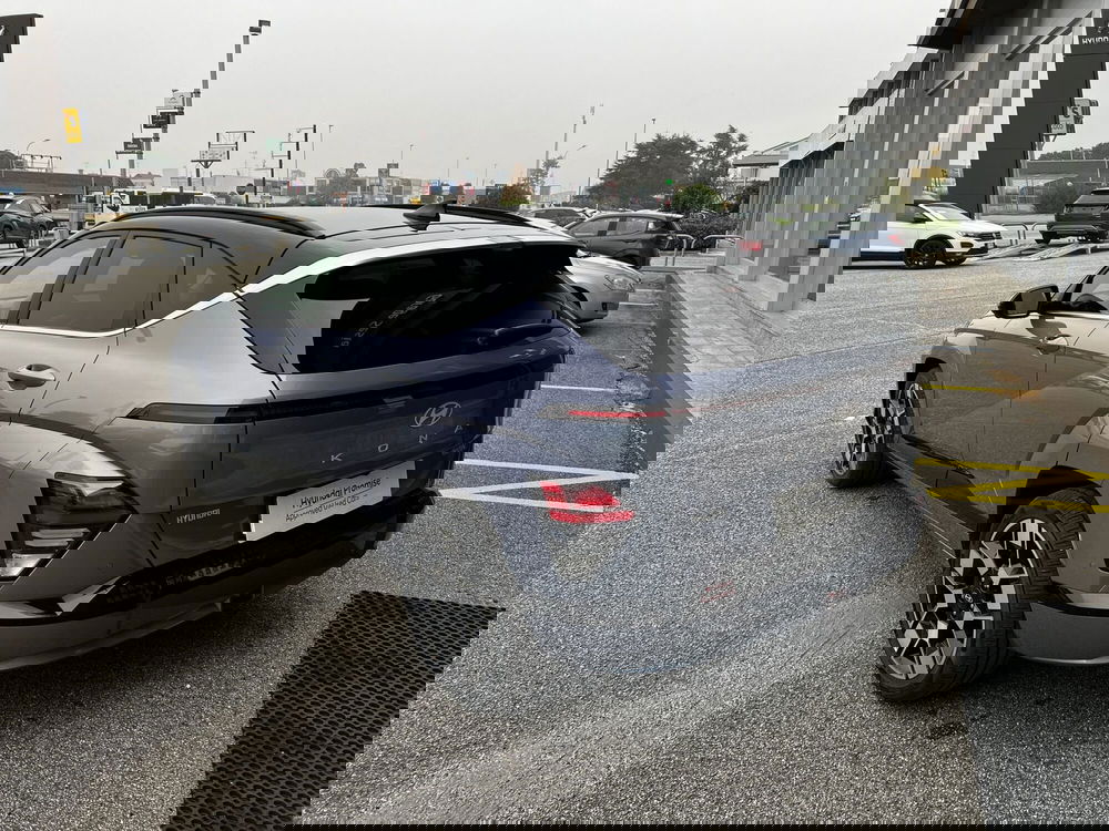 Hyundai Kona nuova a Vercelli (3)