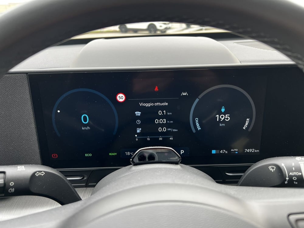 Hyundai Kona usata a Vercelli (12)