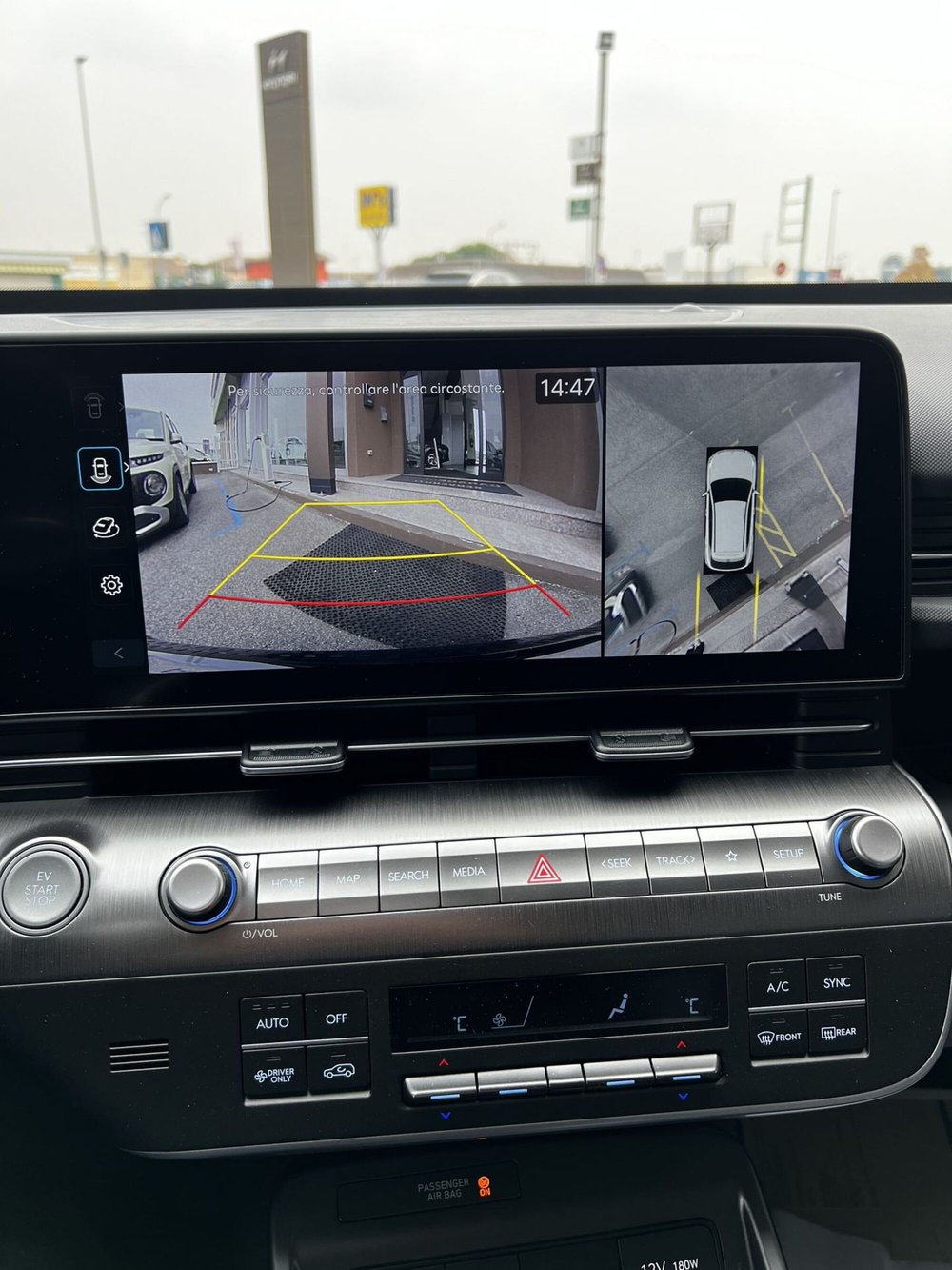 Hyundai Kona usata a Vercelli (14)