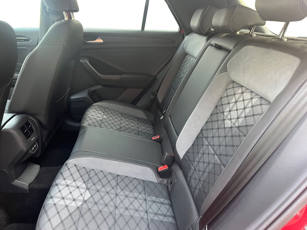 Volkswagen T-Roc usata a Modena (11)