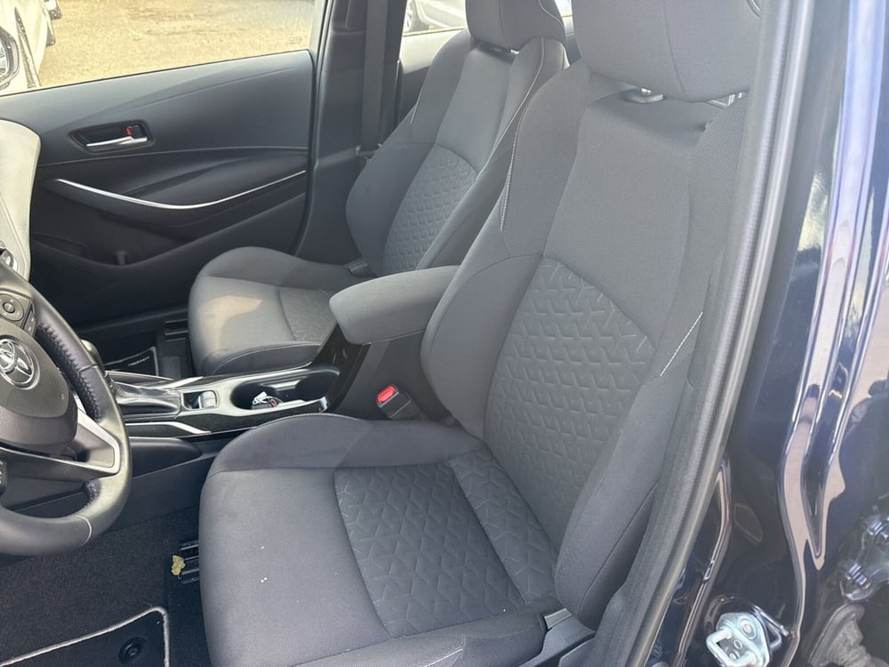 Toyota Corolla Touring Sports usata a Piacenza (14)