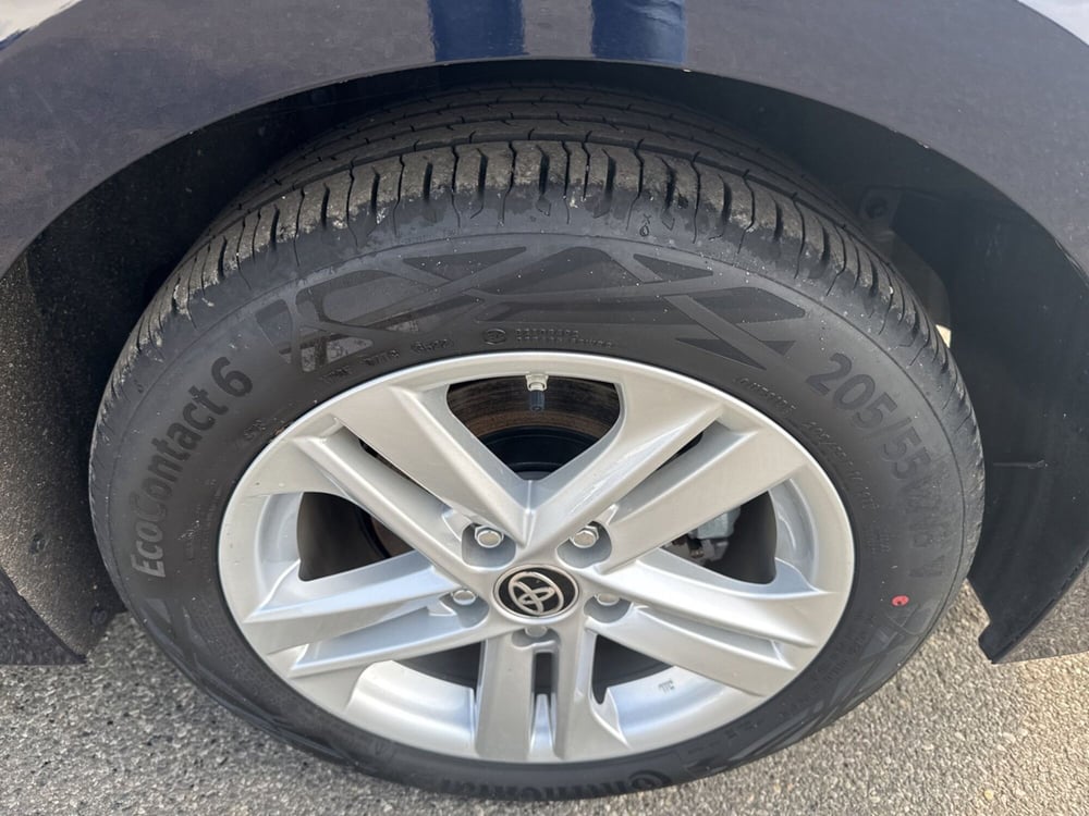 Toyota Corolla Touring Sports usata a Piacenza (9)