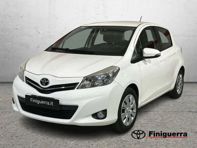 Toyota Yaris 1.3 5 porte Active del 2013 usata a Civate
