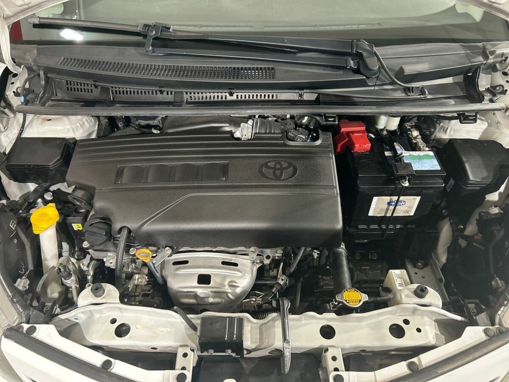 Toyota Yaris usata a Lecco (15)