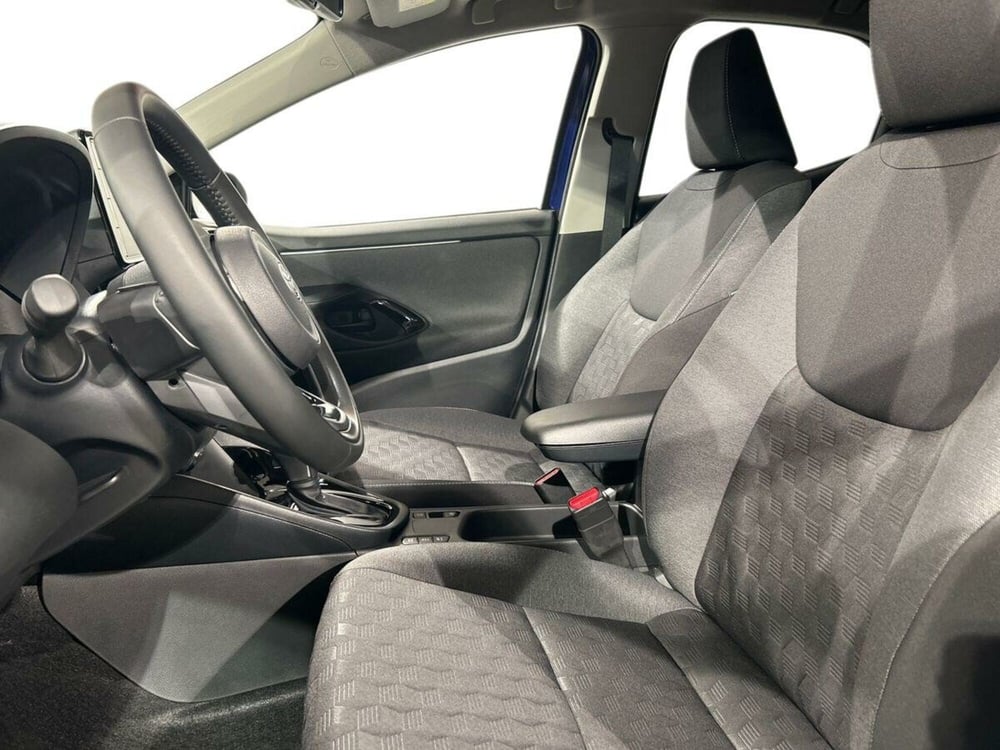 Toyota Yaris usata a Lecco (10)
