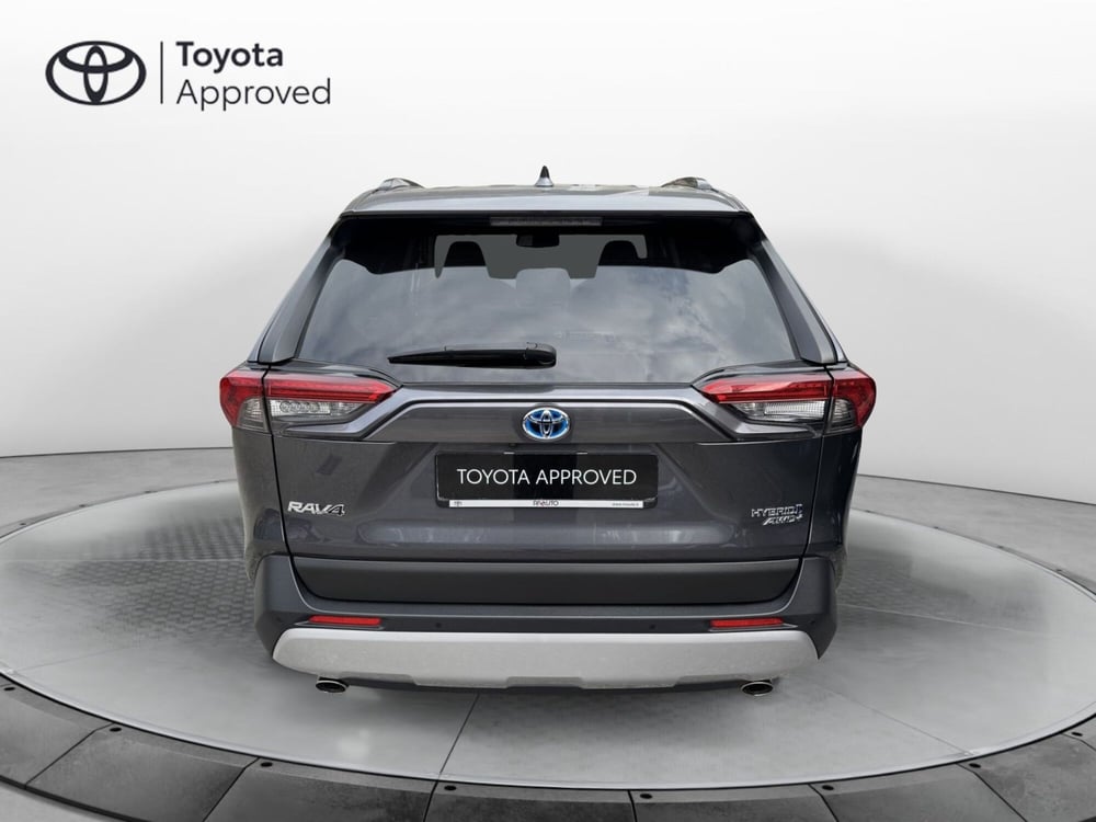 Toyota Rav4 usata a Como (5)