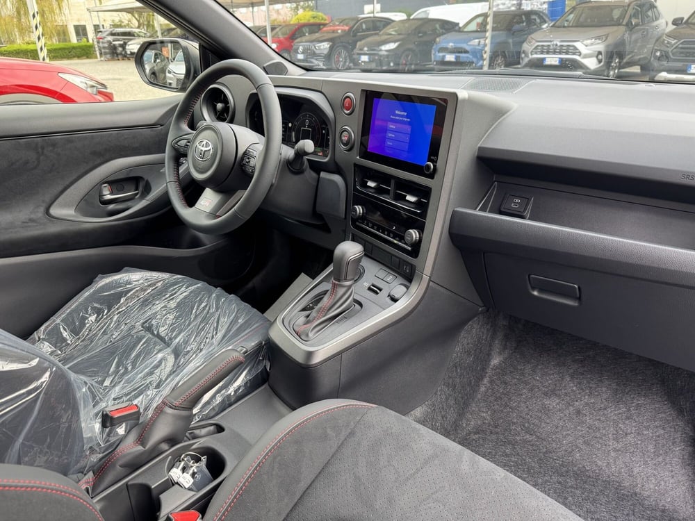 Toyota GR Yaris nuova a Como (6)