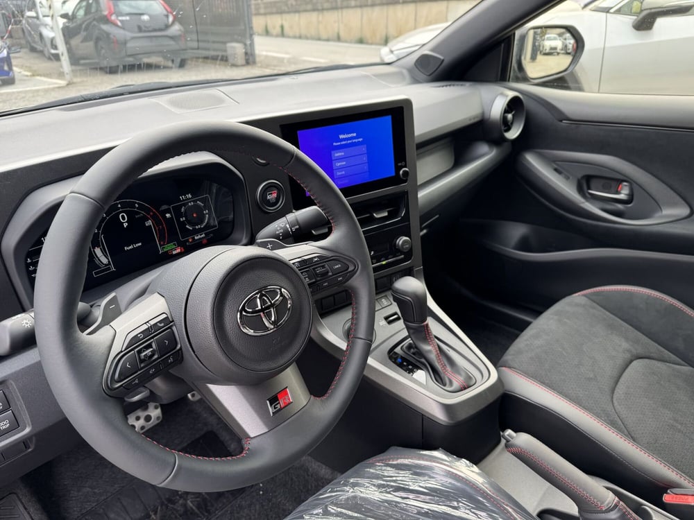 Toyota GR Yaris nuova a Como (7)