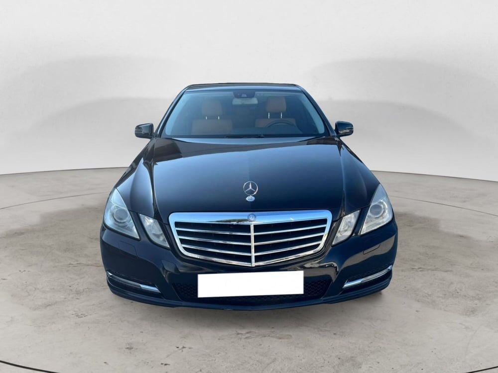Mercedes-Benz Classe E usata a Salerno (2)