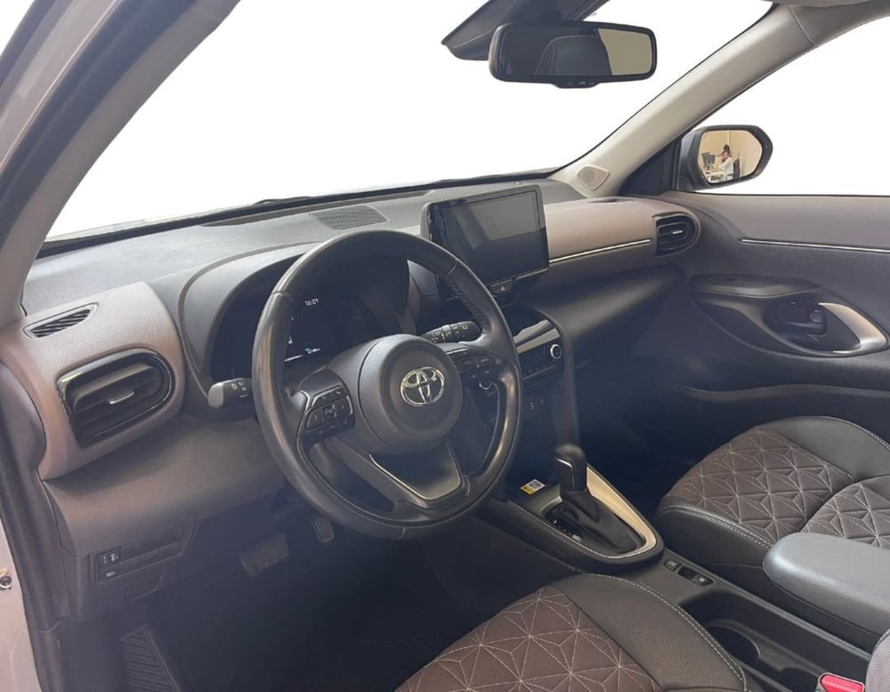 Toyota Yaris Cross usata a Ferrara (11)