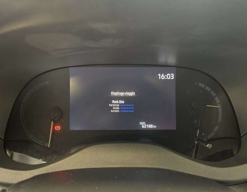 Toyota Yaris Cross usata a Ferrara (13)
