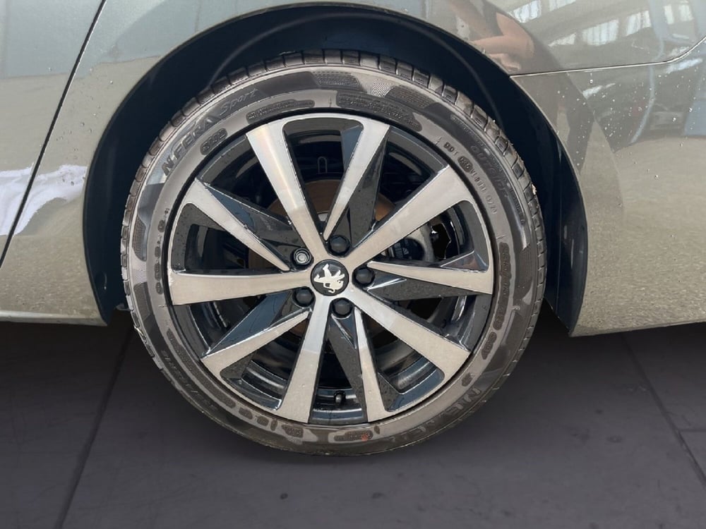 Peugeot 508 SW usata a Torino (8)