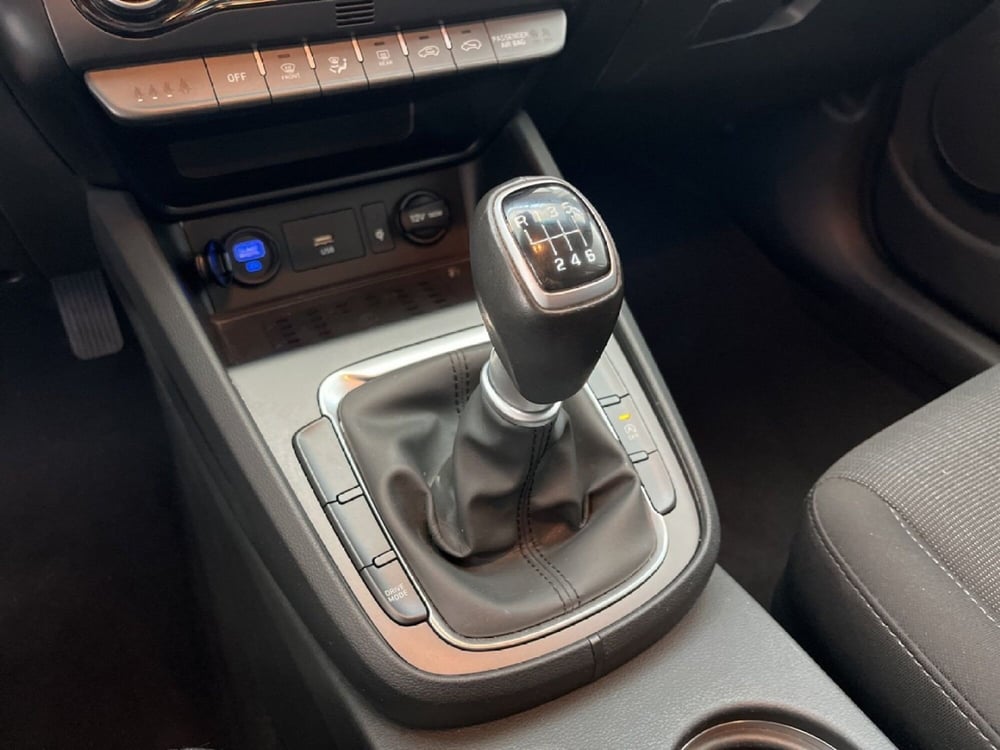 Hyundai Kona usata a Torino (15)
