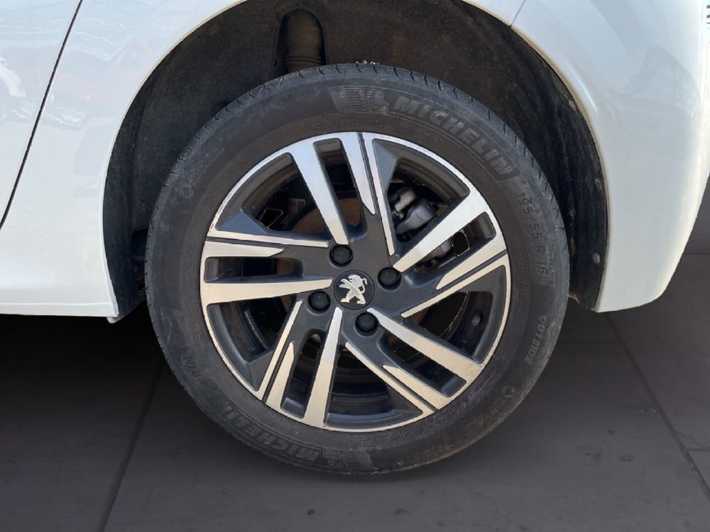Peugeot 208 usata a Torino (8)