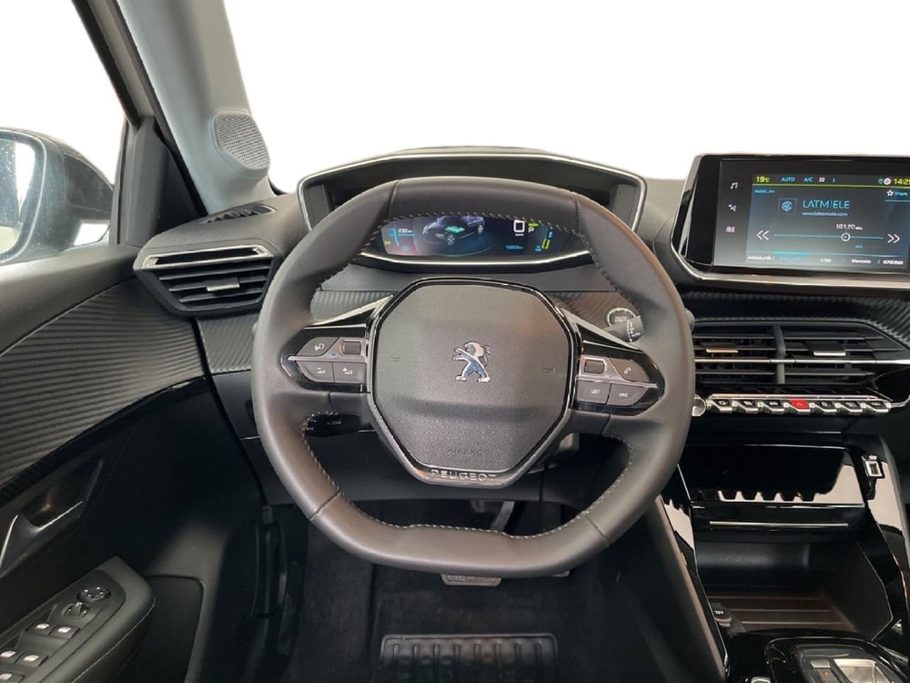 Peugeot 208 usata a Torino (11)