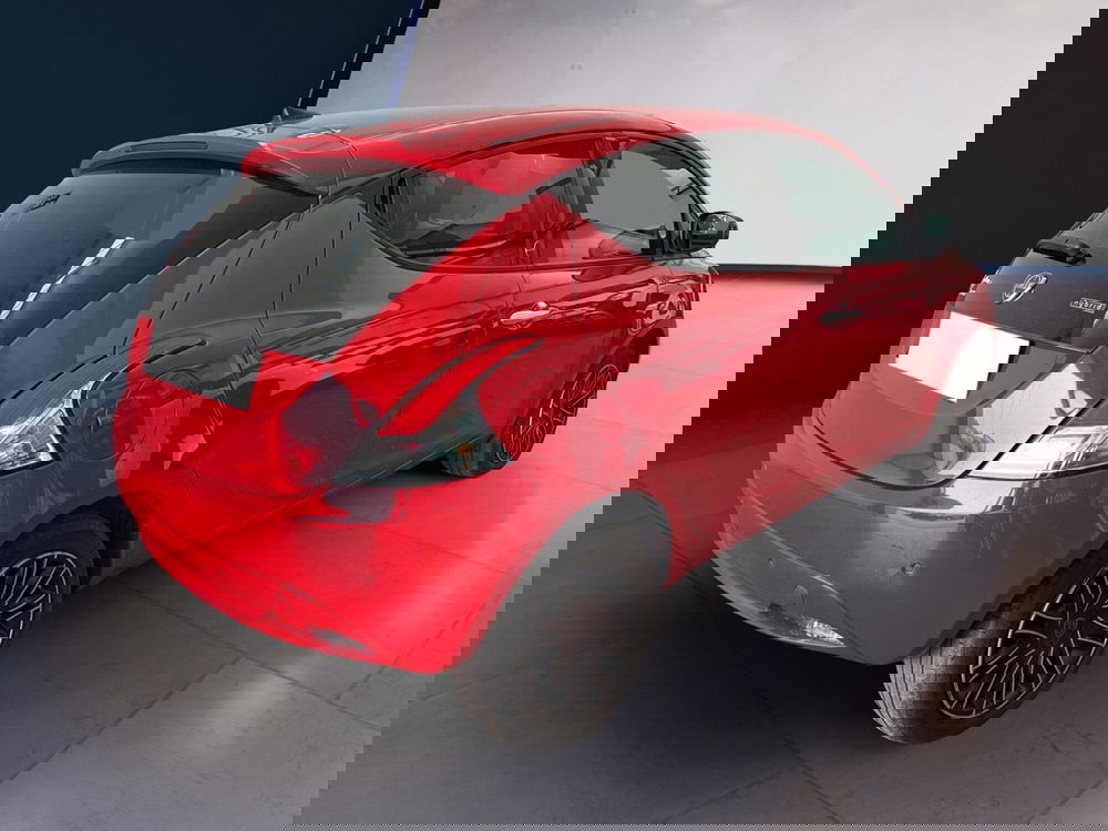 Lancia Ypsilon usata a Torino (4)