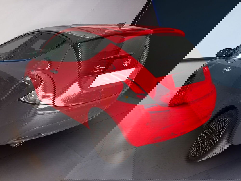 Lancia Ypsilon usata a Torino (6)