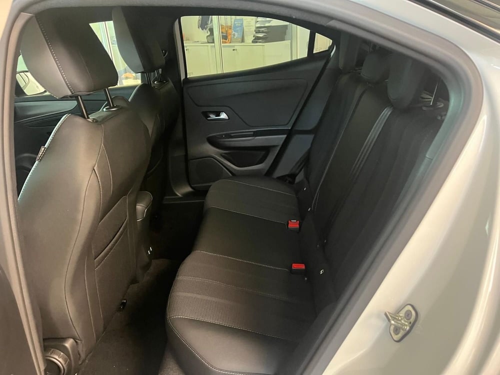 Opel Mokka nuova a Milano (13)