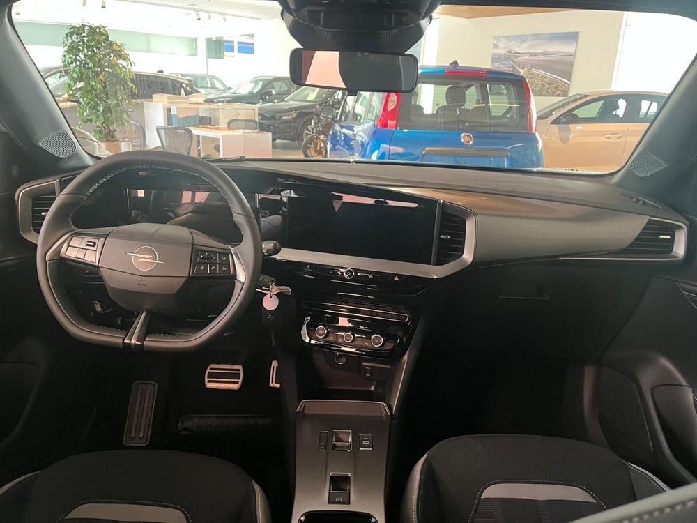Opel Mokka nuova a Milano (15)