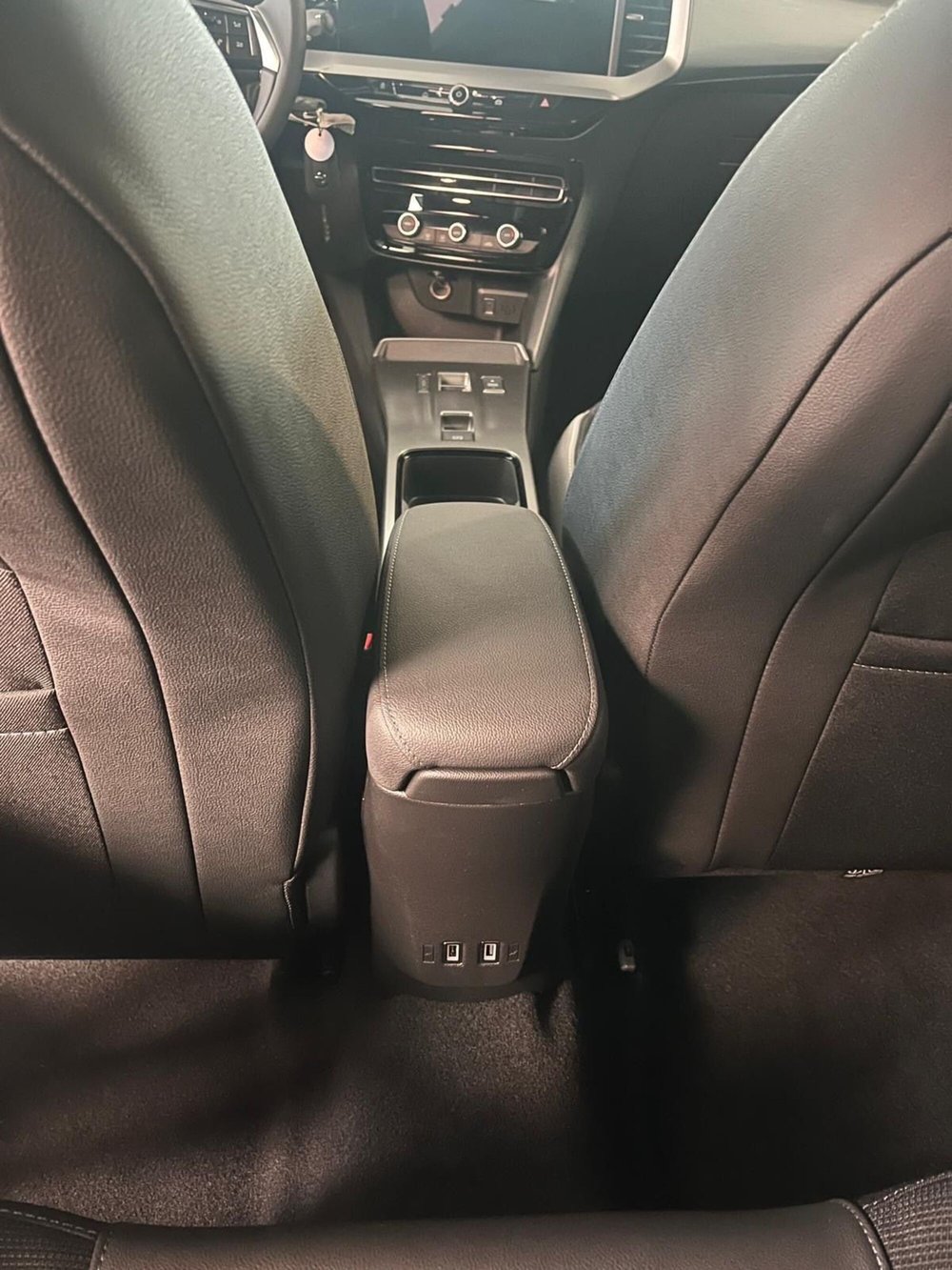 Opel Mokka nuova a Milano (19)