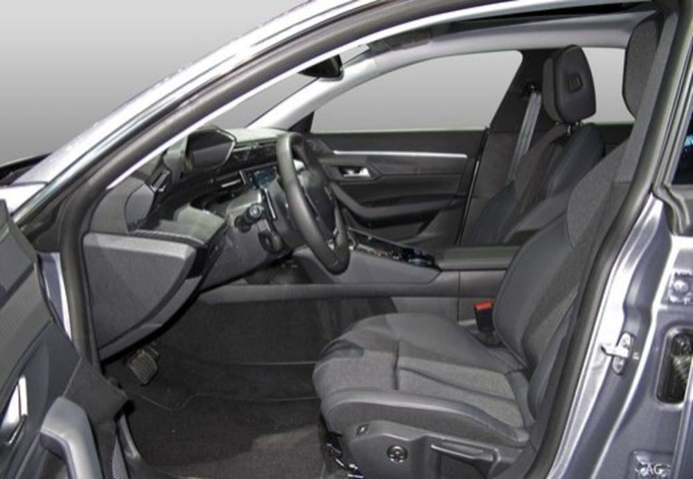 Peugeot 508 nuova a Caserta (11)