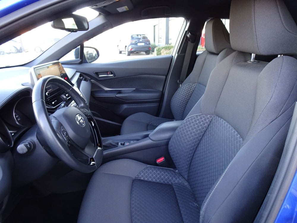 Toyota Toyota C-HR usata a Treviso (10)
