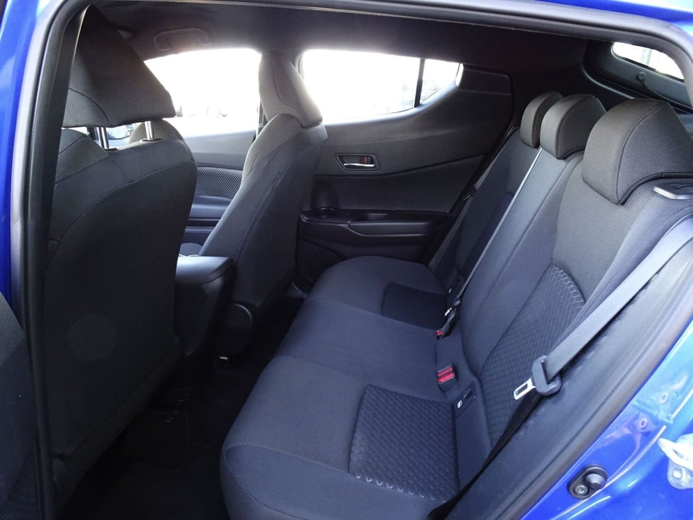 Toyota Toyota C-HR usata a Treviso (11)