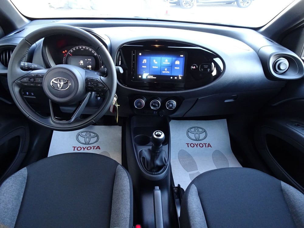 Toyota Aygo X nuova a Treviso (13)