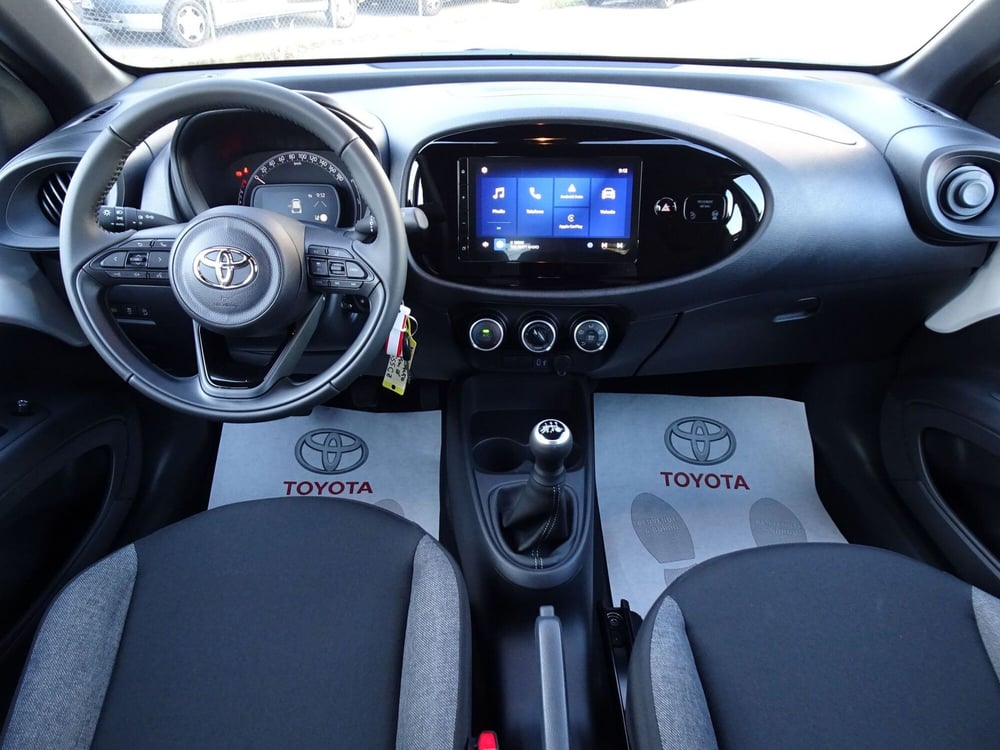 Toyota Aygo X nuova a Treviso (12)