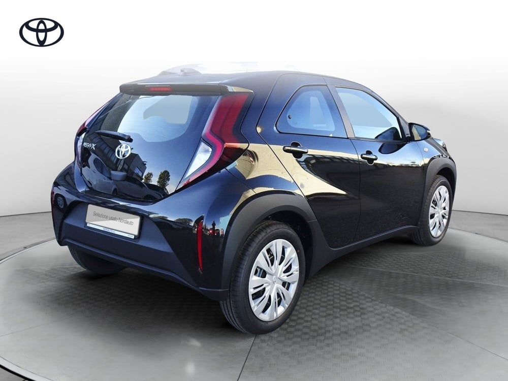Toyota Aygo X nuova a Treviso (5)